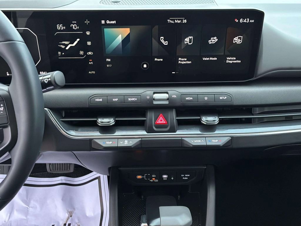 Certified 2025 Kia K4 EX FWD image 32