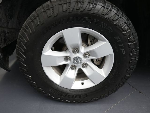 Used 2022 RAM 1500 Tradesman w/ Chrome Appearance Group image 25