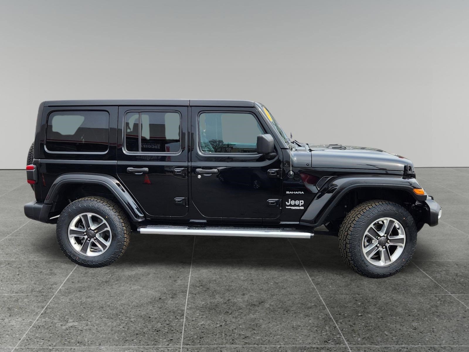 Used 2020 Jeep Wrangler Unlimited Sahara image 8