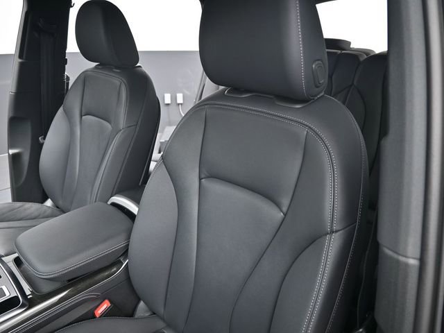 Used 2025 Audi Q7 3.0T Premium Plus image 12