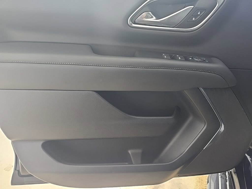 Used 2024 Chevrolet Tahoe LS image 16