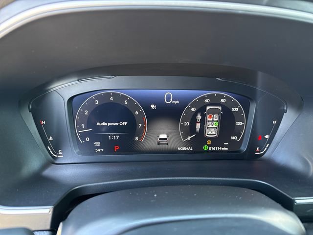 Used 2025 Honda Pilot Elite image 6