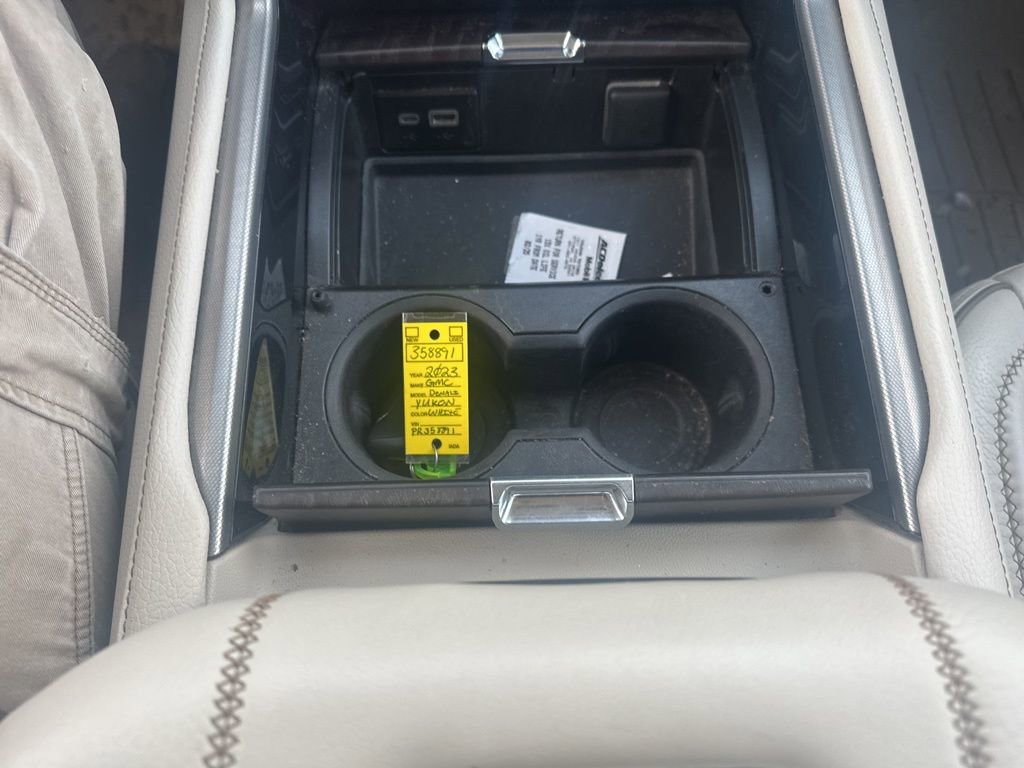 Used 2023 GMC Yukon Denali image 23