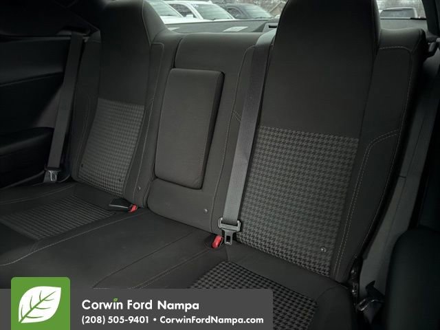 Used 2017 Dodge Challenger SXT w/ Blacktop Package image 27