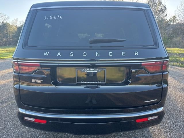 Used 2024 Jeep Wagoneer Series II w/ Flexible Seating Group RWD image 9