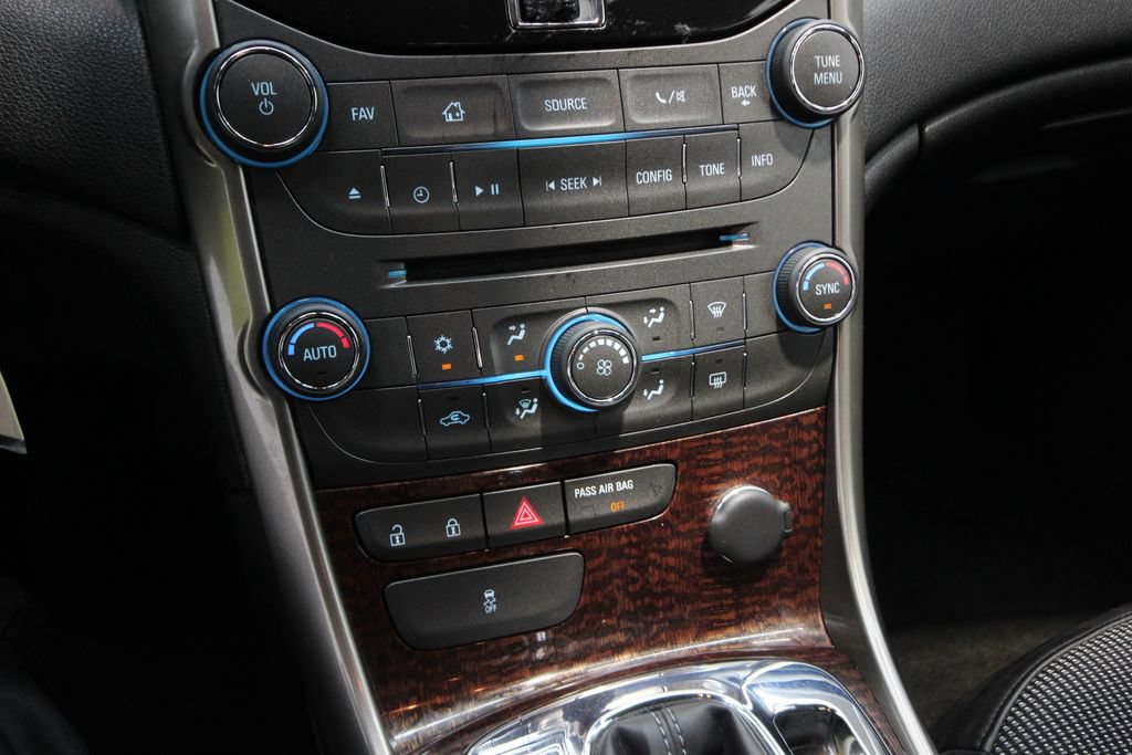 Used 2013 Chevrolet Malibu Eco w/ Power Convenience Package FWD image 19