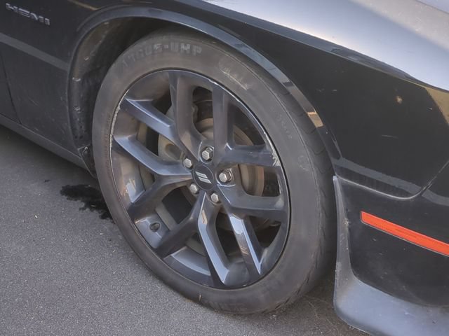 Used 2021 Dodge Challenger R/T w/ Blacktop Package RWD image 7
