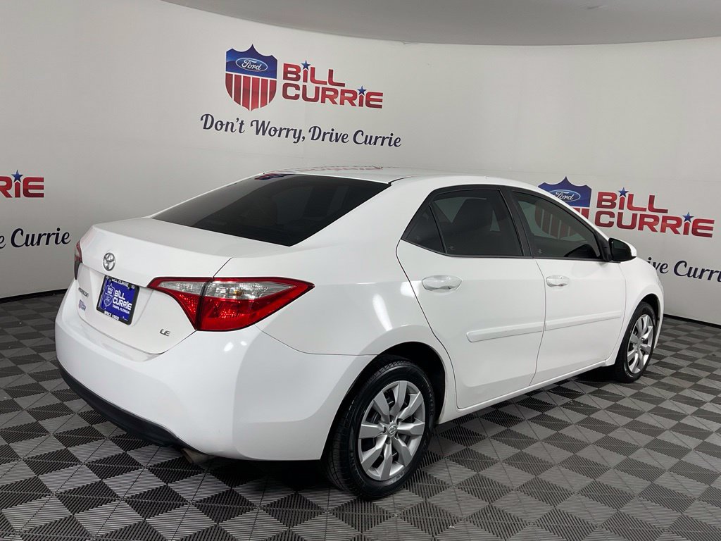 Used 2016 Toyota Corolla LE FWD image 3