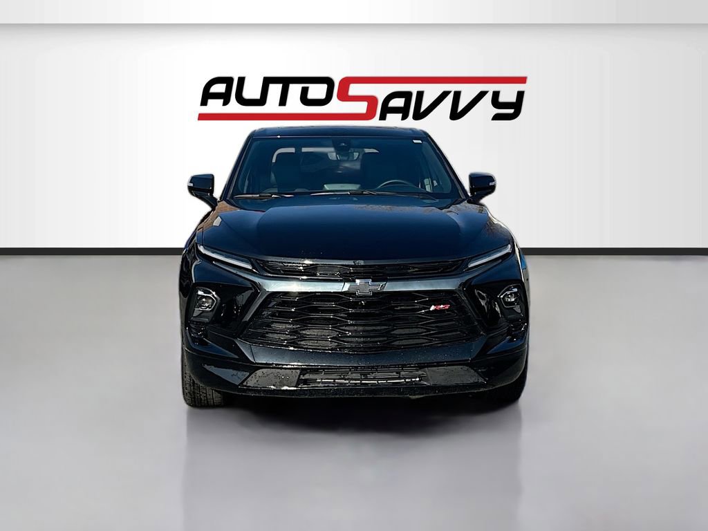 Used 2025 Chevrolet Blazer RS w/ Driver Confidence II Package image 2