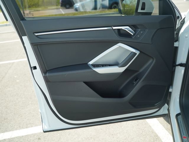 Used 2021 Audi Q3 2.0T Premium w/ Convenience Package image 15