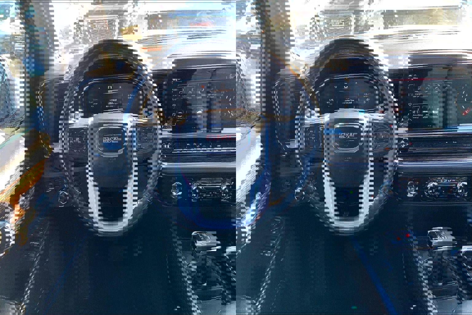 Used 2024 GMC Sierra 1500 Elevation AWD/4WD image 5