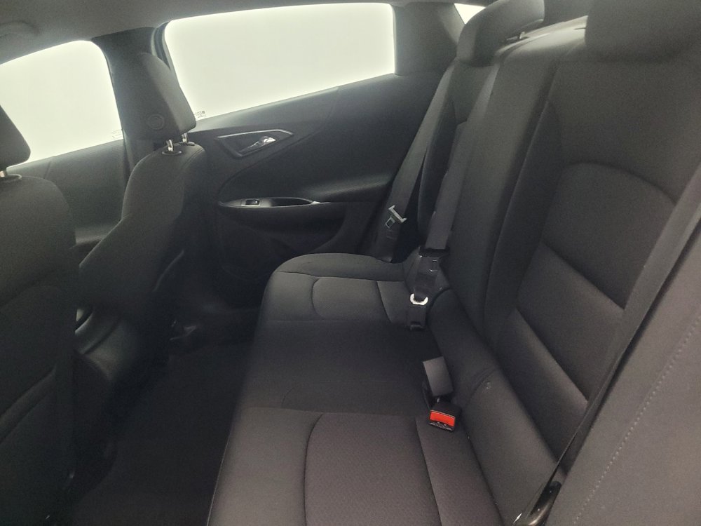 Used 2021 Chevrolet Malibu LS FWD image 18