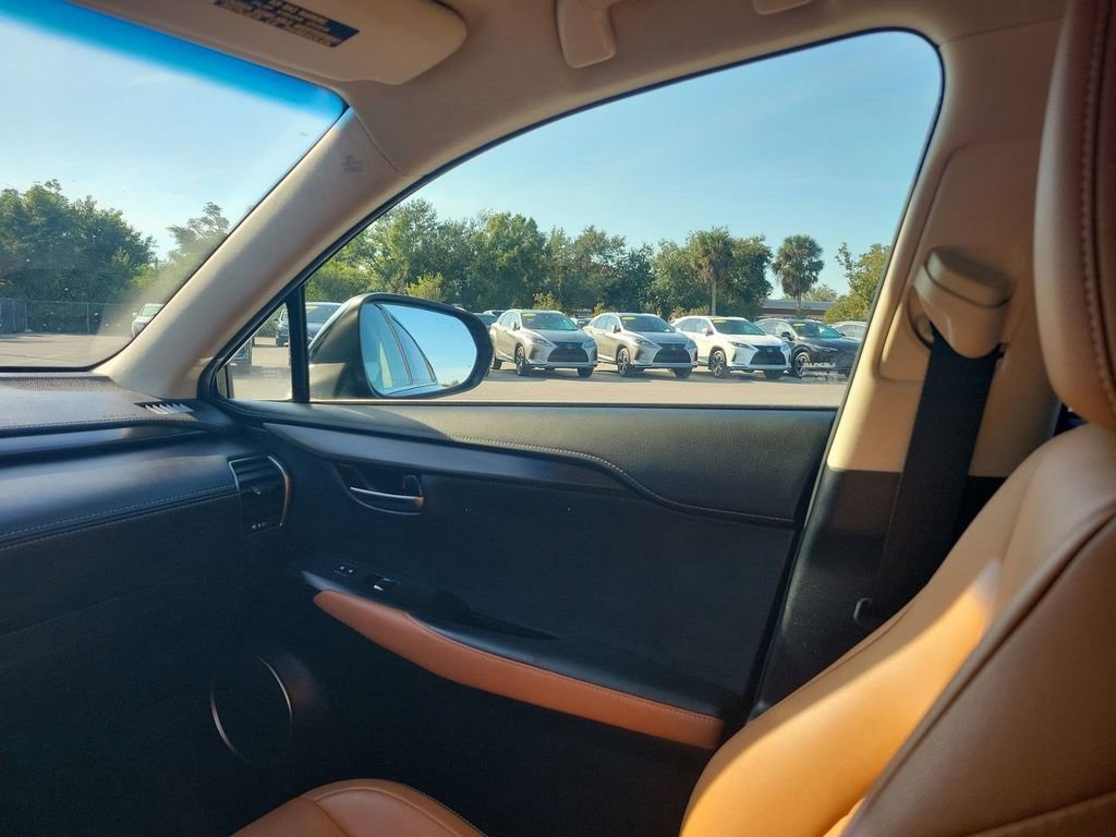 Used 2018 Lexus NX 300 FWD image 3