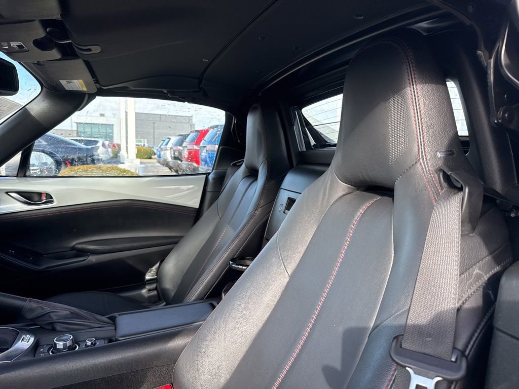Used 2019 MAZDA MX-5 Miata RF Grand Touring image 21