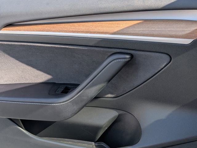 Used 2023 Tesla Model 3 Standard Range RWD image 23