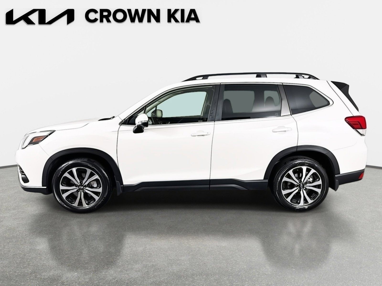 Used 2024 Subaru Forester Limited w/ POP Package 3 image 9