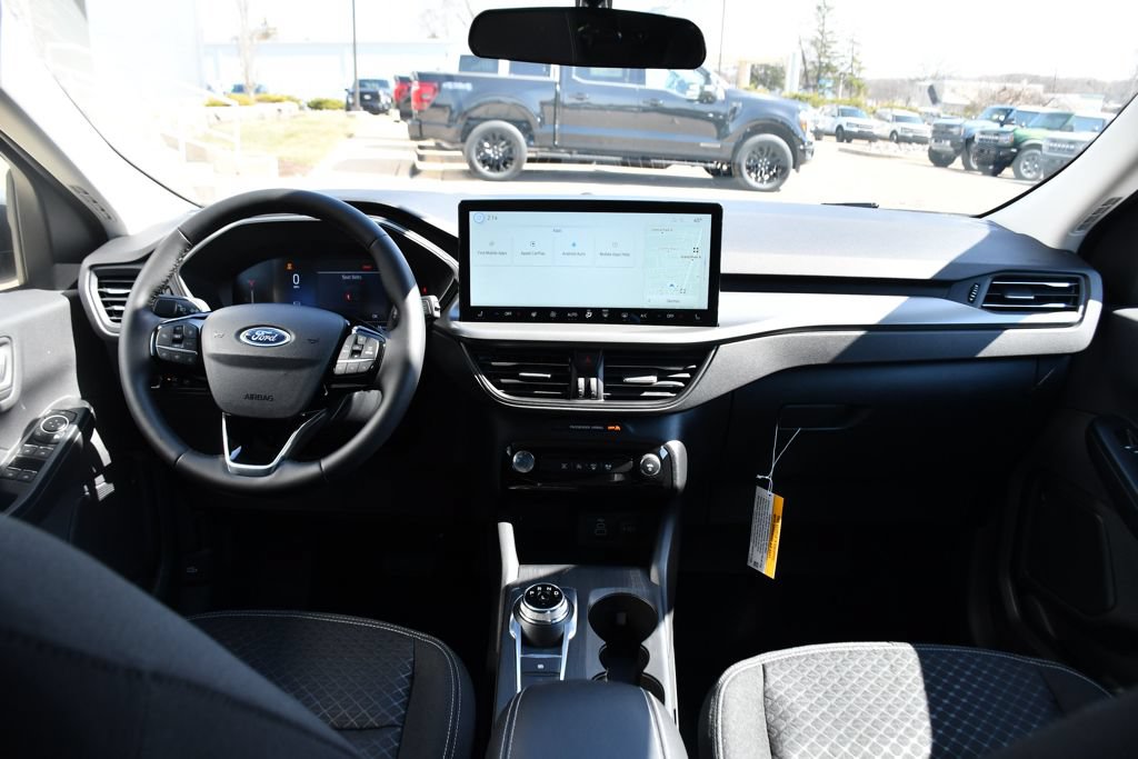 Used 2025 Ford Escape Active w/ Tech Pack #1 AWD/4WD image 18