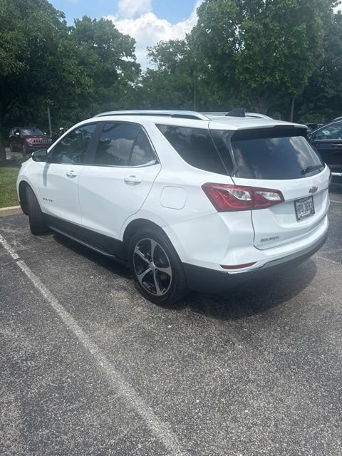 Used 2021 Chevrolet Equinox LT FWD image 2