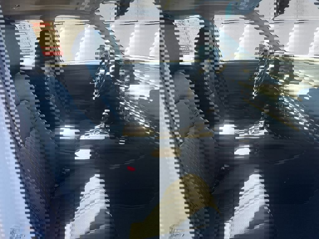 Used 2025 Honda HR-V EX-L image 13