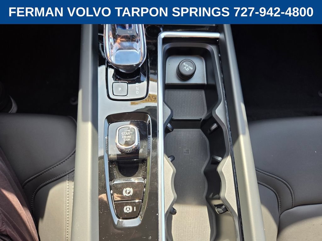 New 2026 Volvo XC60 B5 Core AWD/4WD image 28