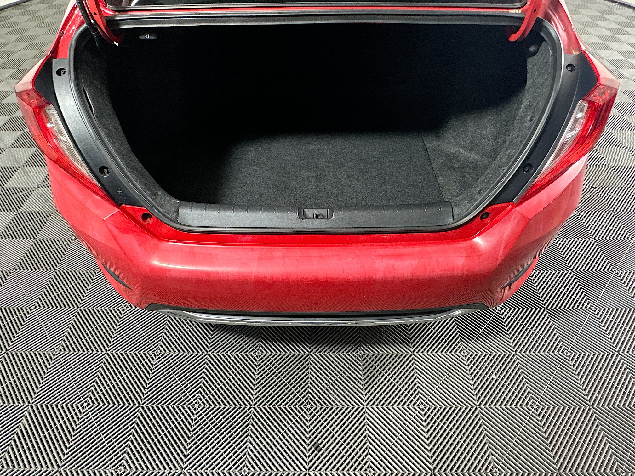 Used 2019 Honda Civic LX image 30