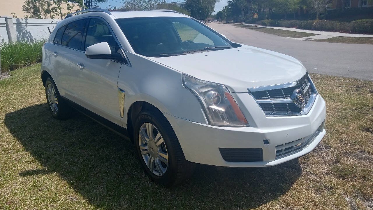 Used 2015 Cadillac SRX Luxury FWD image 4