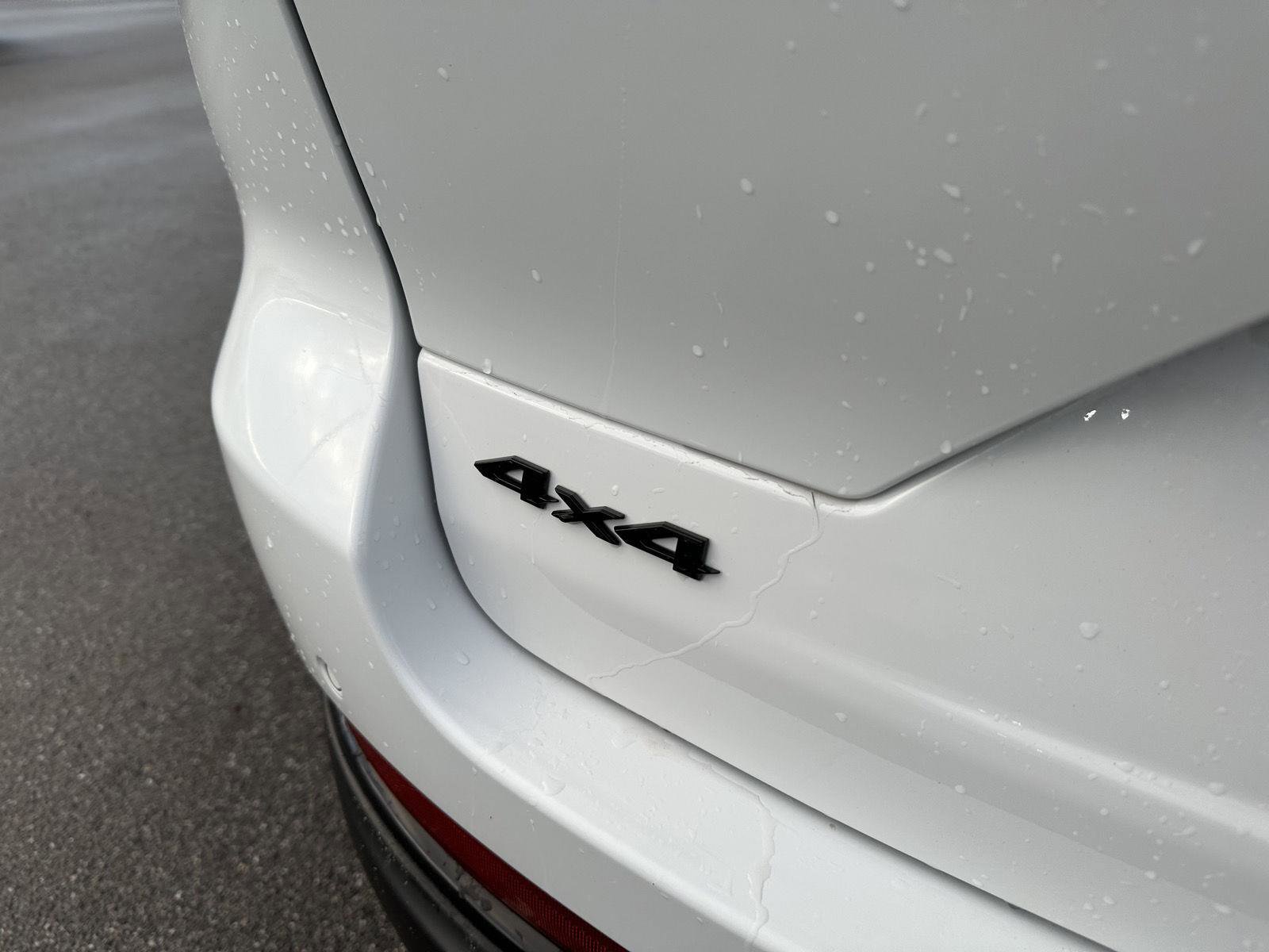 Used 2023 Jeep Grand Cherokee Altitude AWD/4WD image 5
