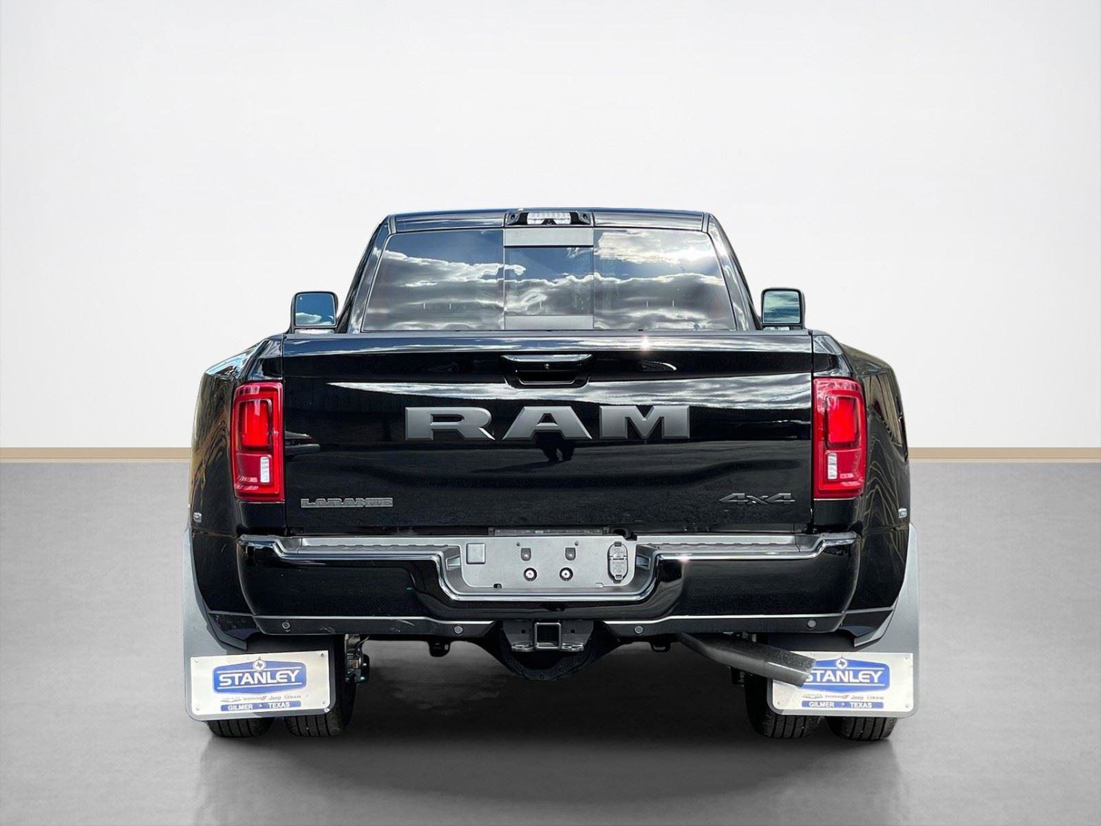 New 2026 RAM 3500 Laramie w/ Night Edition AWD/4WD image 7