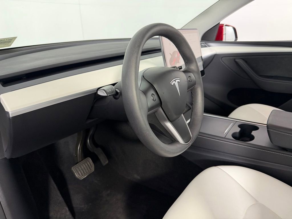 Used 2024 Tesla Model Y Long Range image 21
