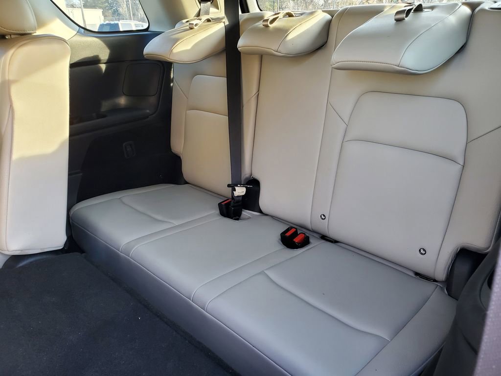 Used 2023 Nissan Pathfinder SL image 10