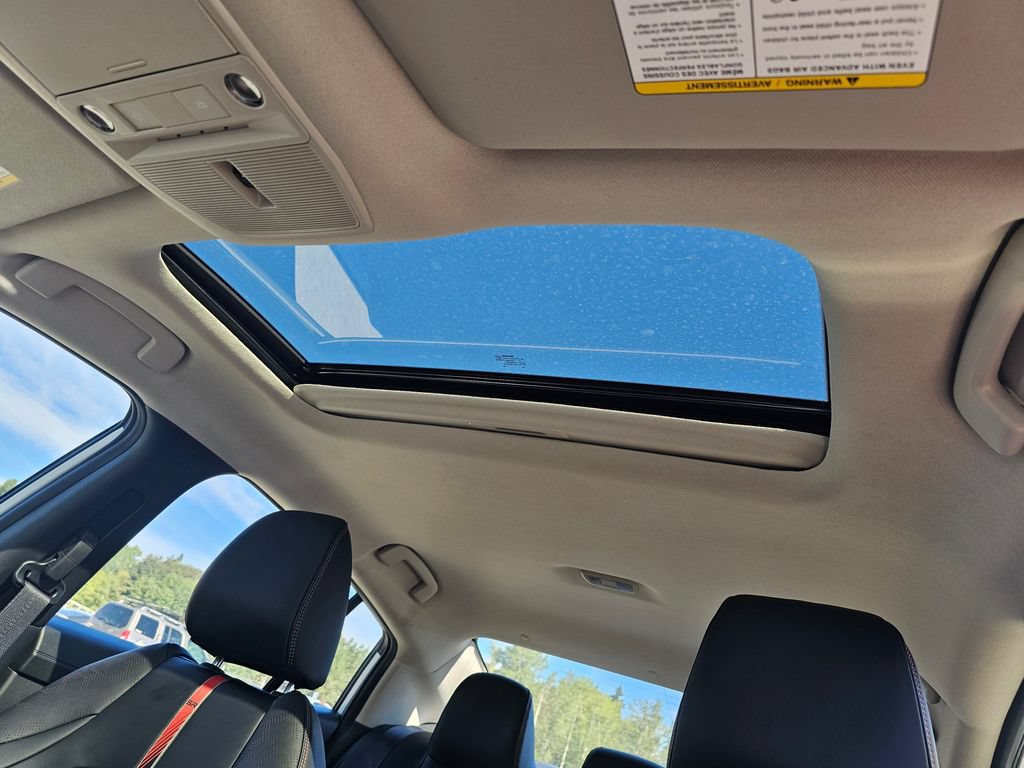 New 2026 Nissan Sentra SR w/ SR Premium Package FWD image 10
