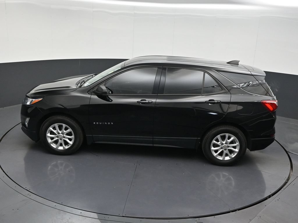 Used 2019 Chevrolet Equinox LS FWD image 16
