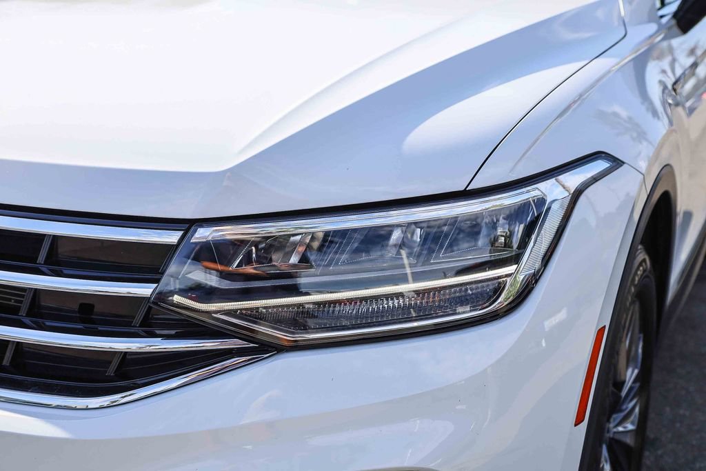 Used 2022 Volkswagen Tiguan SE FWD image 10
