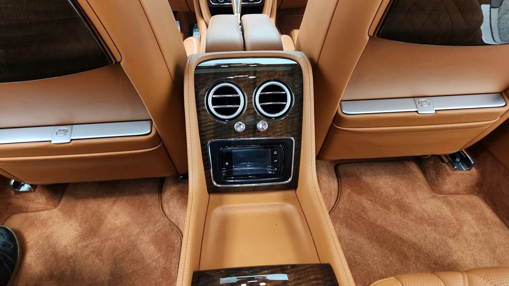 Used 2015 Bentley Flying Spur V8 AWD/4WD image 47