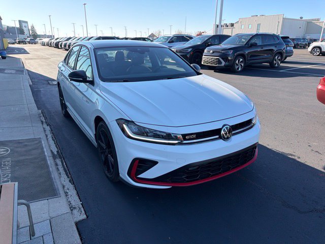 New 2027 Volkswagen Jetta GLI Autobahn FWD image 4