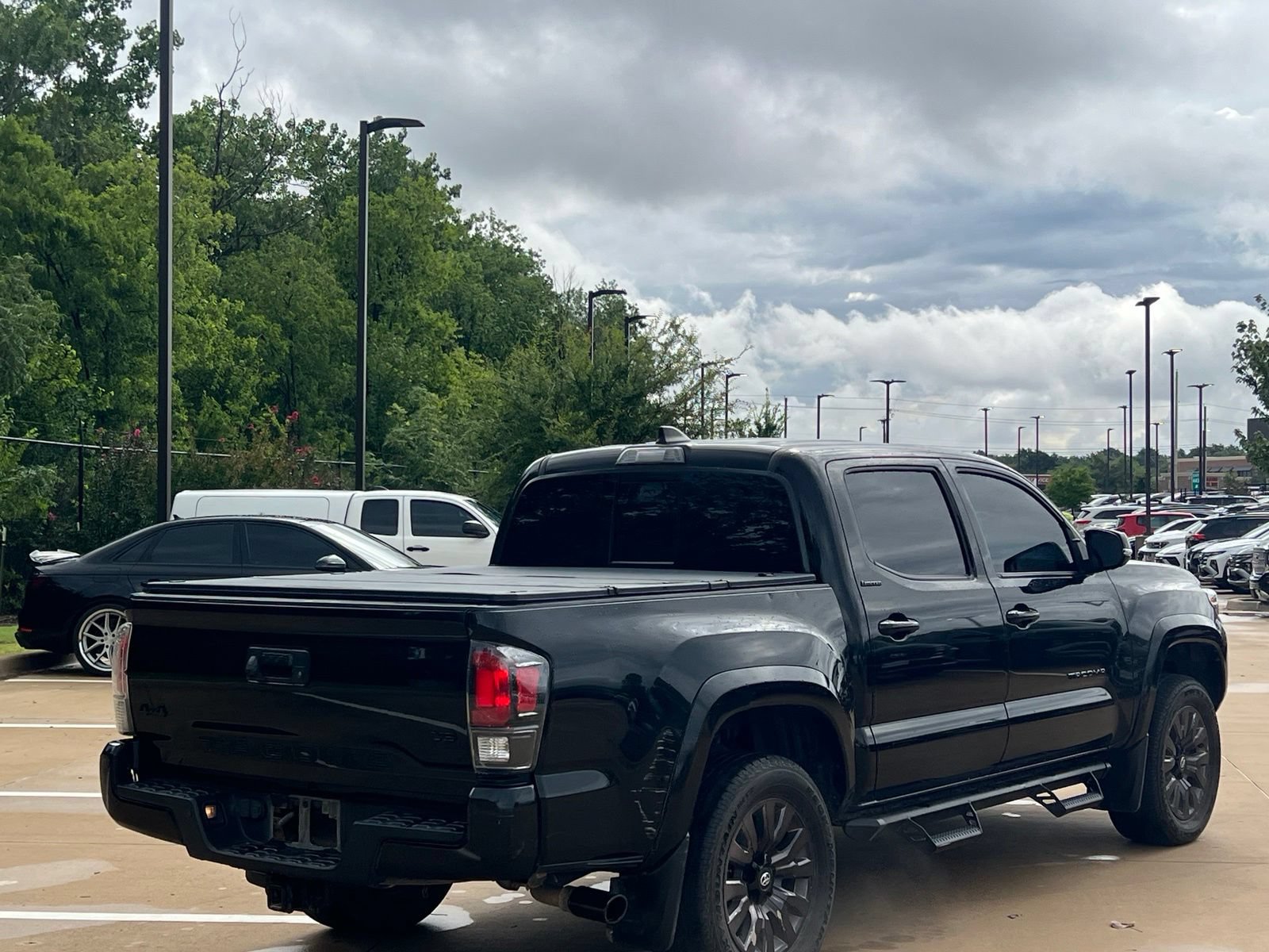 Used 2023 Toyota Tacoma Limited w/ Nightshade Package AWD/4WD image 12