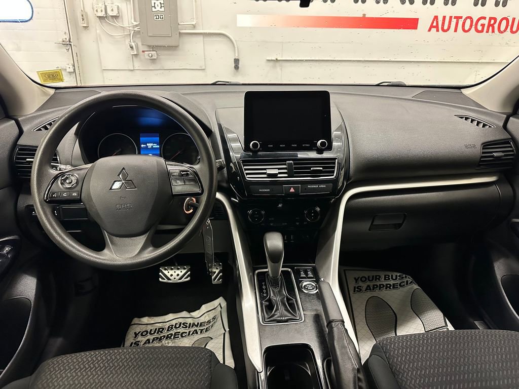 Used 2022 Mitsubishi Eclipse Cross LE image 24