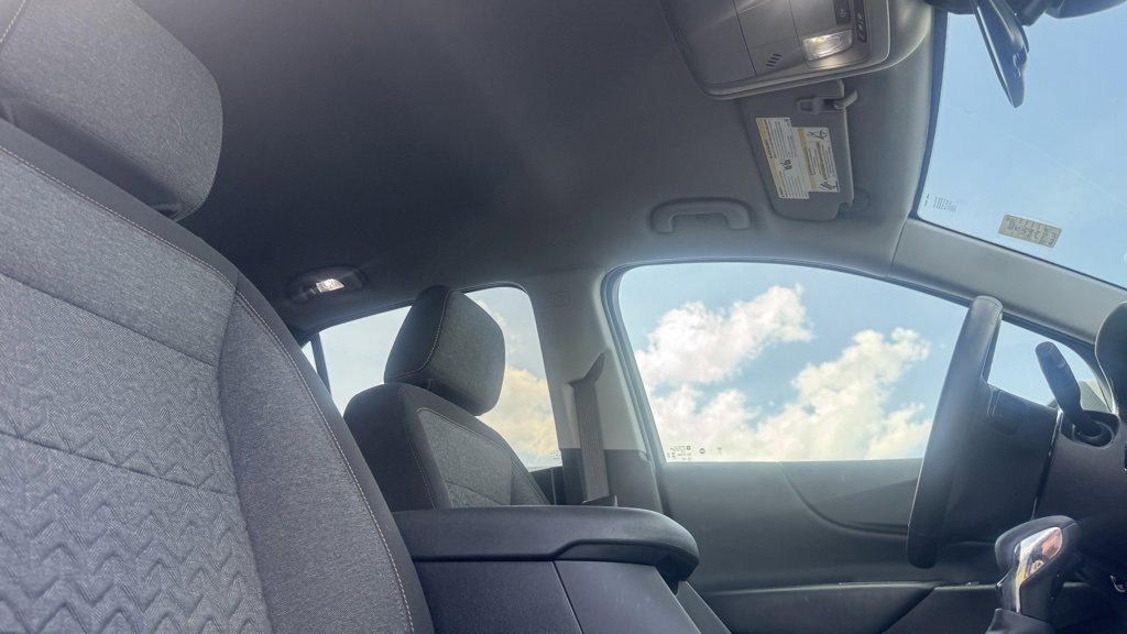 Used 2023 Chevrolet Equinox LT image 20