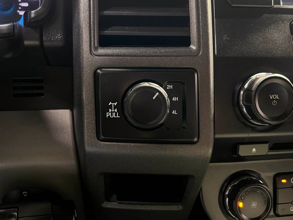 Used 2018 Ford F250 XL w/ Power Equipment Group image 30