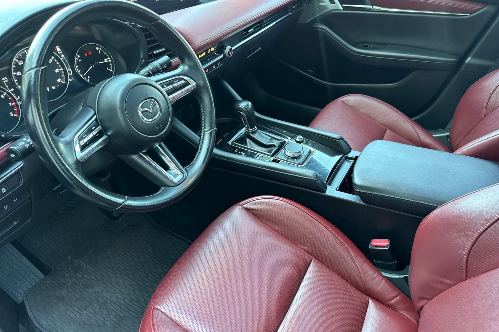 Used 2022 MAZDA MAZDA3 s image 13