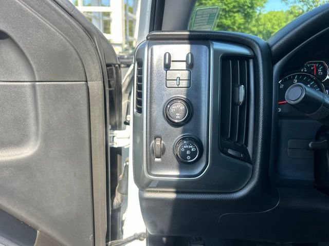 Used 2017 Chevrolet Silverado 1500 LT w/ All Star Edition AWD/4WD image 27