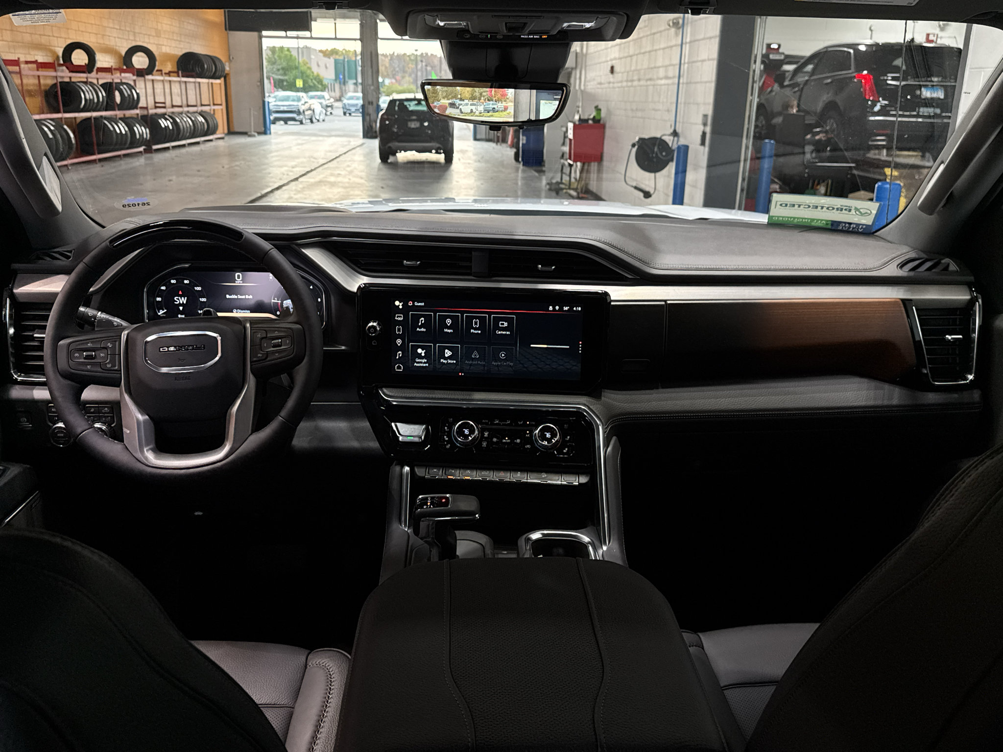 New 2026 GMC Sierra 1500 Denali w/ Technology Package AWD/4WD image 16