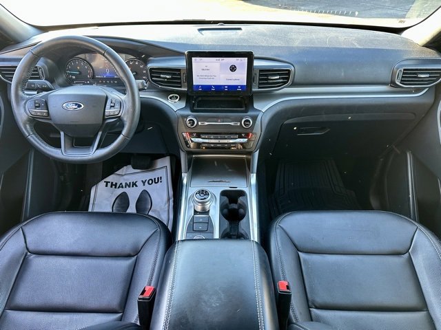 Used 2020 Ford Explorer XLT w/ Equipment Group 202A image 16