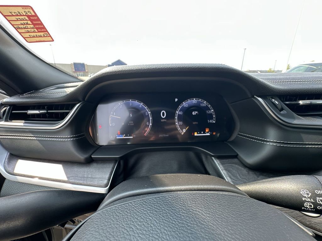 Used 2024 Jeep Grand Cherokee L Limited w/ Luxury Tech Group II image 11