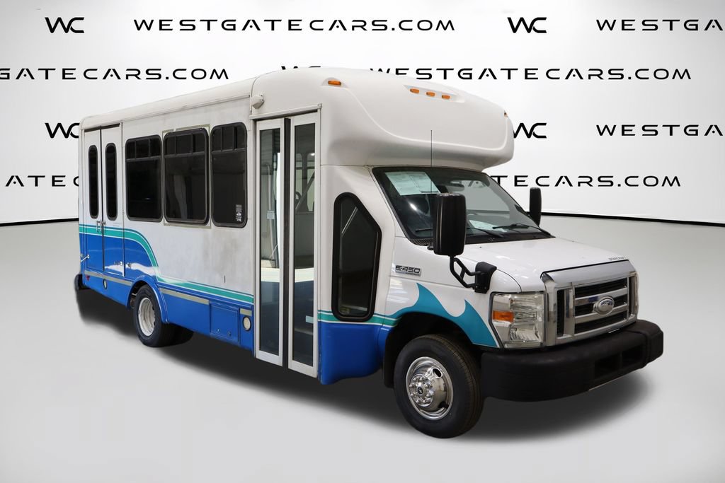 Used 2015 Ford E-450 and Econoline 450 Super Duty w/ Shuttle Bus Prep Package RWD image 4