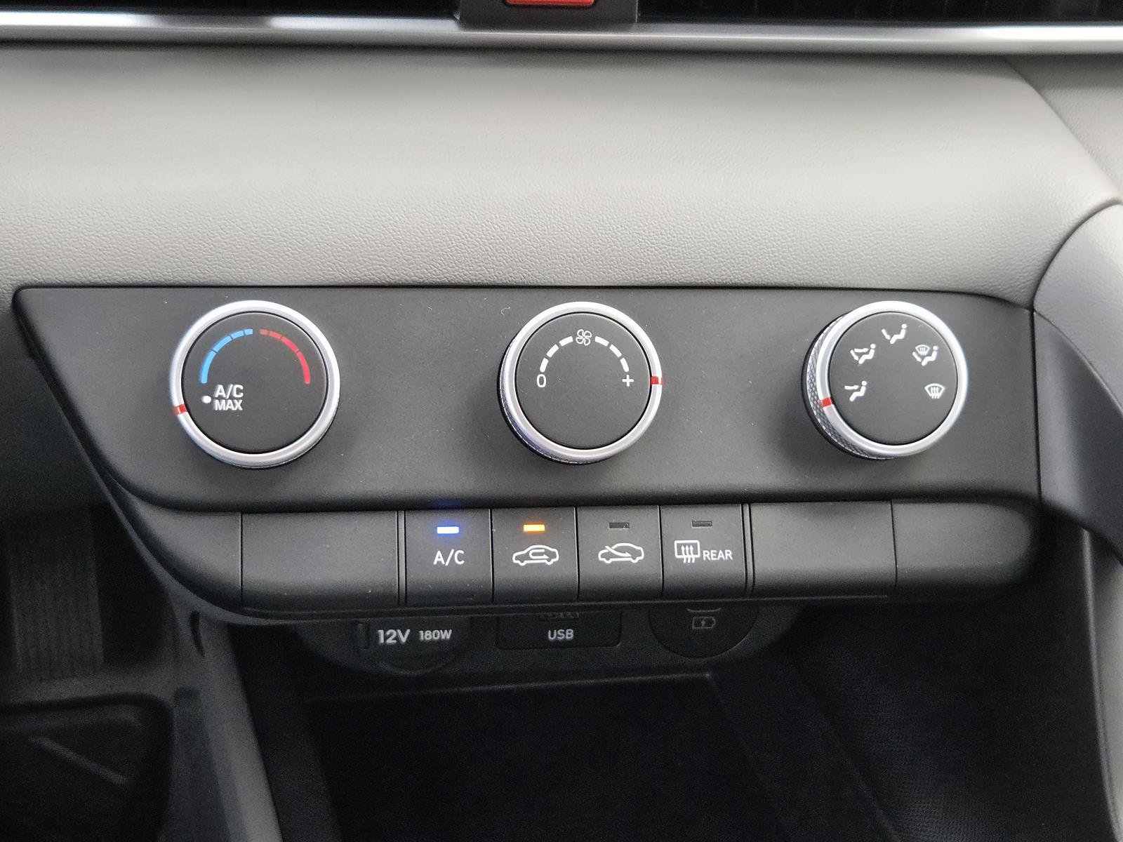 New 2026 Hyundai Elantra SE FWD image 17