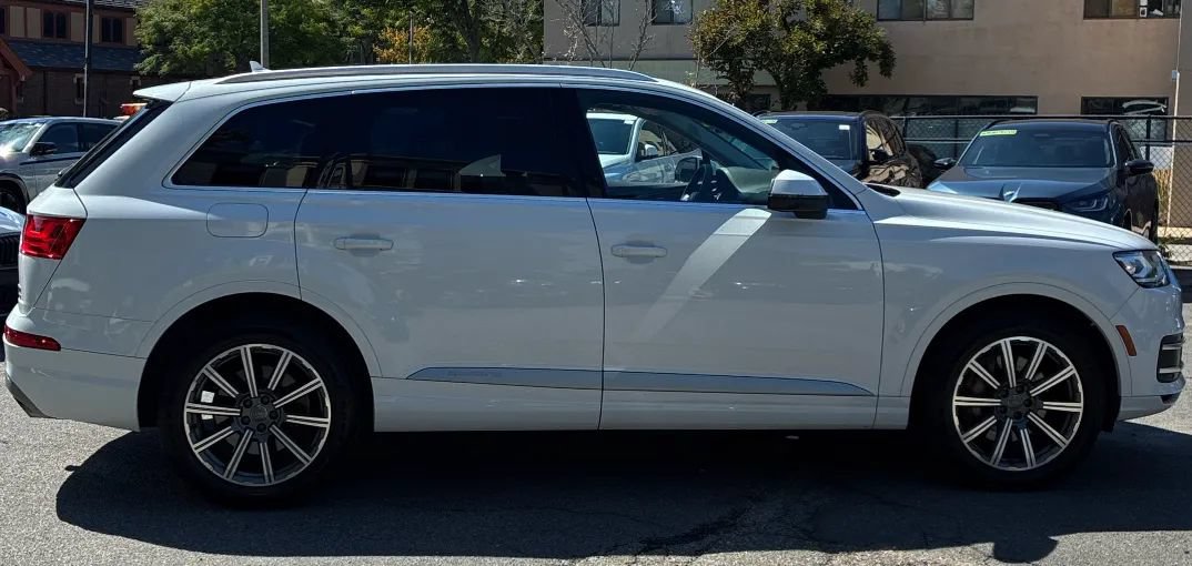 Used 2018 Audi Q7 3.0T Premium Plus AWD/4WD image 6