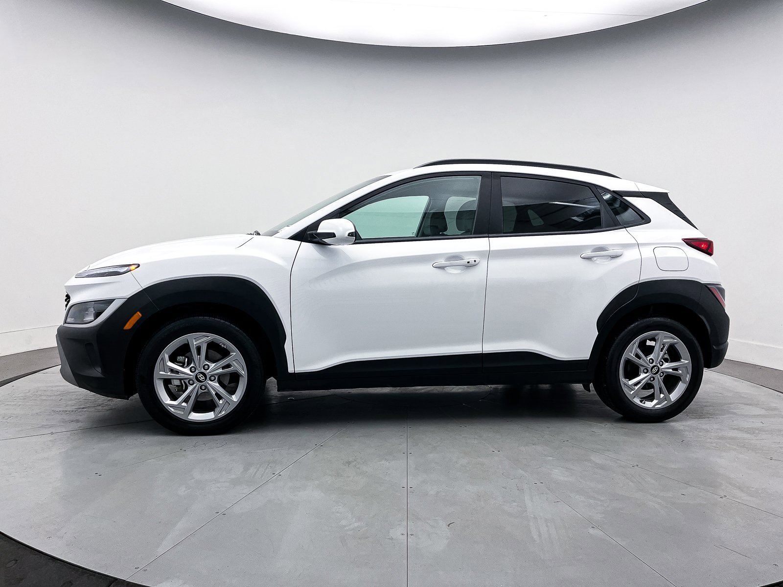 Used 2023 Hyundai Kona SEL image 36