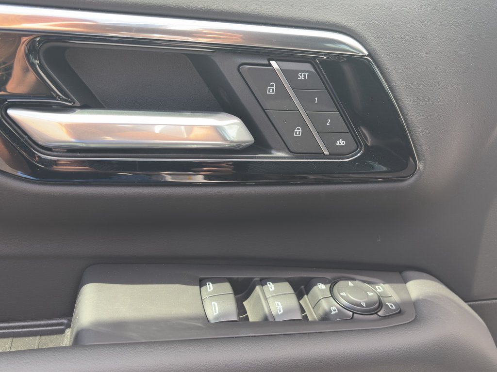 New 2026 Chevrolet Tahoe LT w/ Comfort Package AWD/4WD image 10