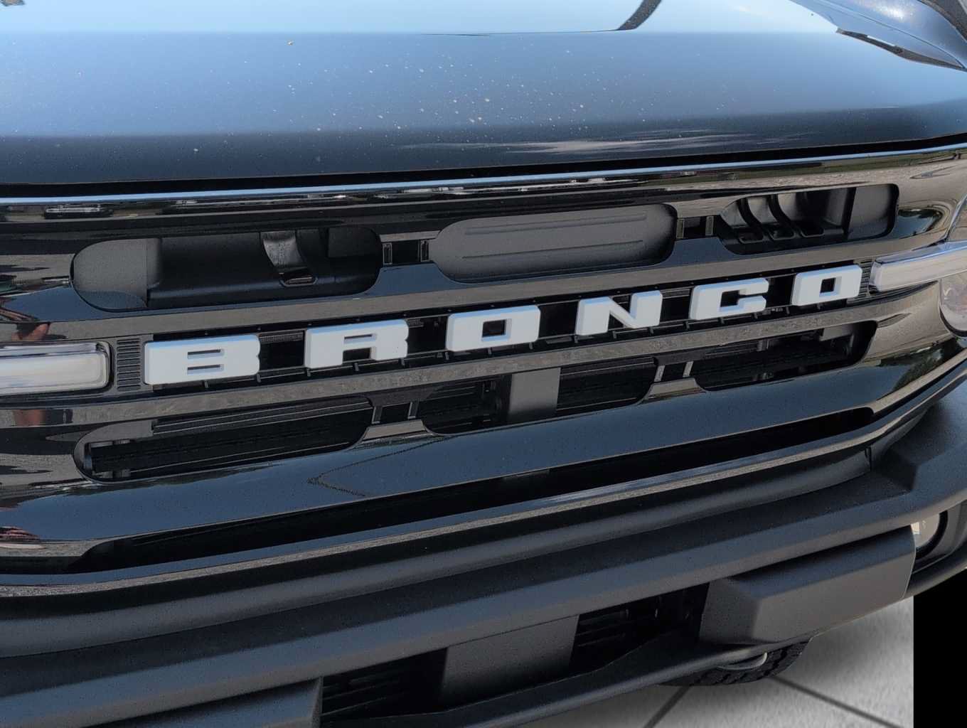 New 2026 Ford Bronco Outer Banks AWD/4WD image 4